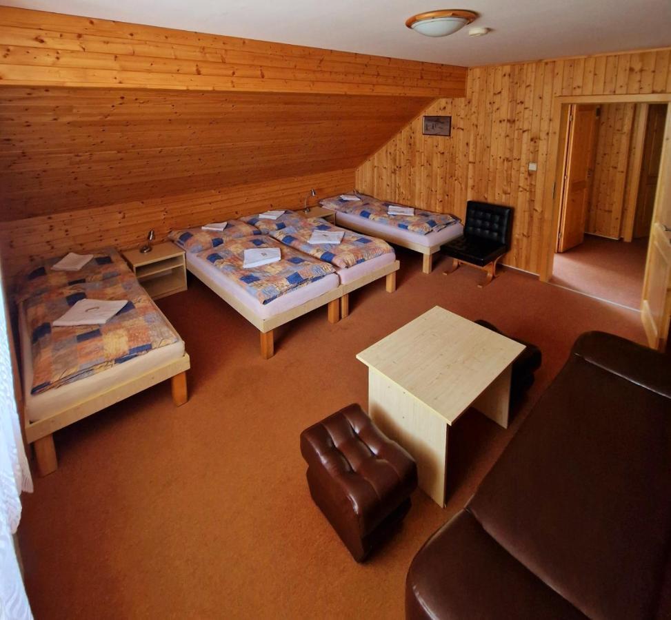 Hotel Hostinec U Reky Ostravice Esterno foto