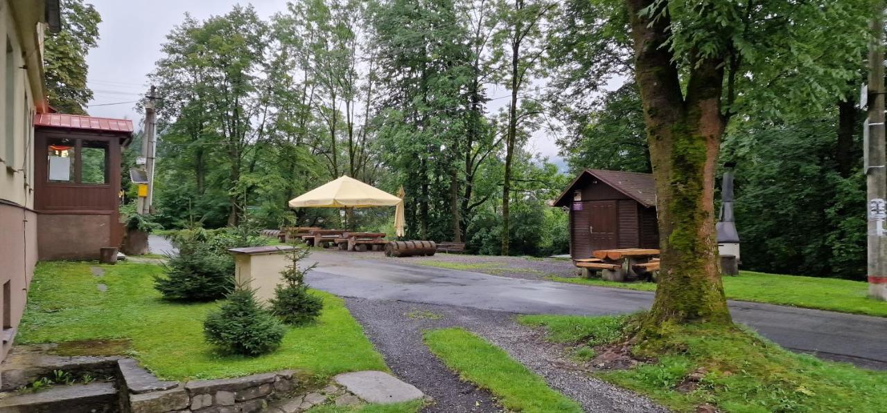 Hotel Hostinec U Reky Ostravice Esterno foto